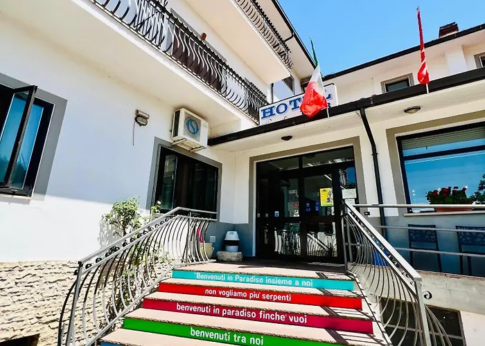 Отель Paradiso 3*